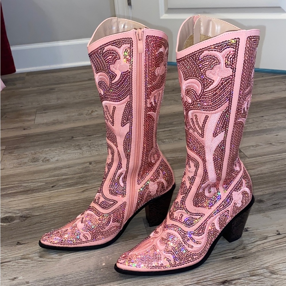 perfect condition pink sequin boots size 6. originally almost $200